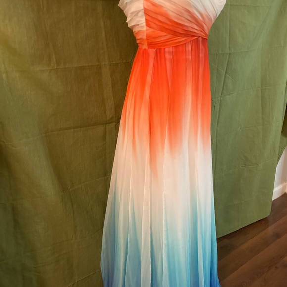 Red, white and blue by La Femme brand new condition size 2 - Picture 4 of 4